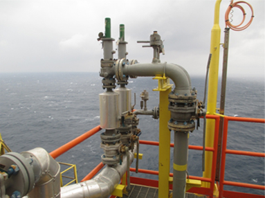 الحقول البحرية للنفط والغاز